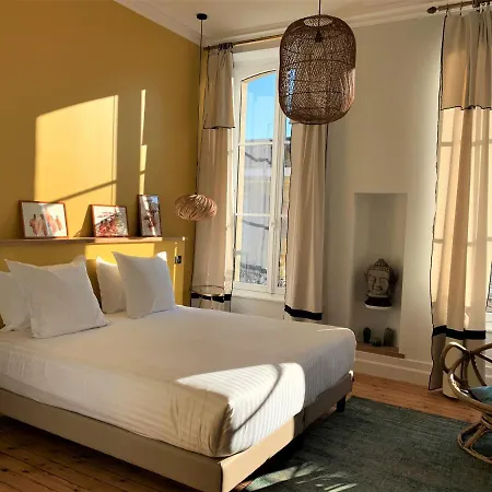 Maison Manege Centre 5*